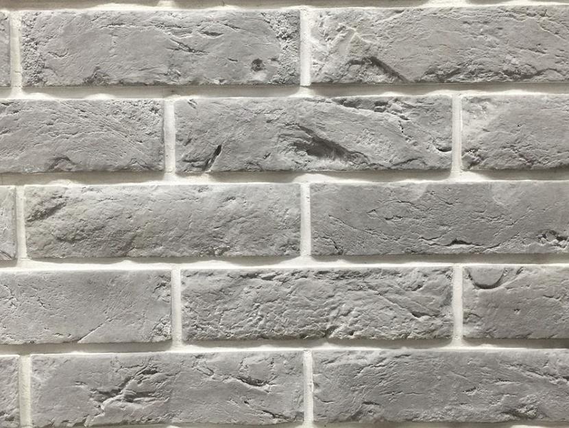 Декоративный кирпич «Москва» цвет Loft серый оттенок с белыми высолами фото 1