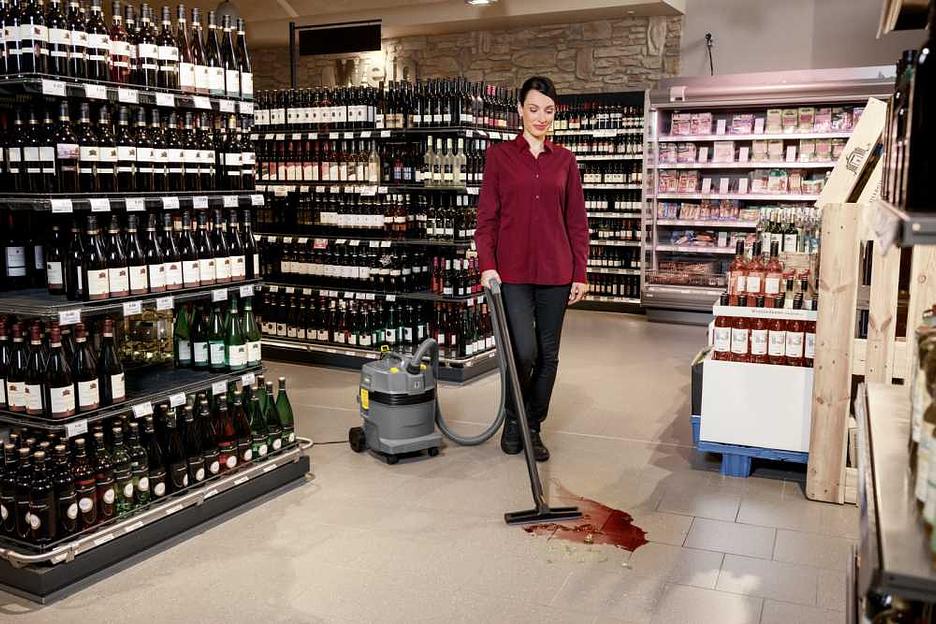 Пылесос Karcher NT 22/1 Ap L 1300Вт серый/желтый фото 2