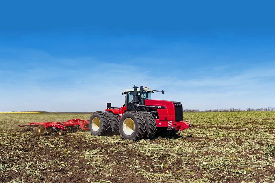 Трактор Ростсельмаш 2375 фото 1