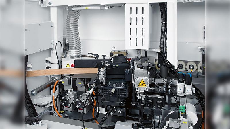 Кромкооблицовочный станок EDGETEQ S-200 фото 7