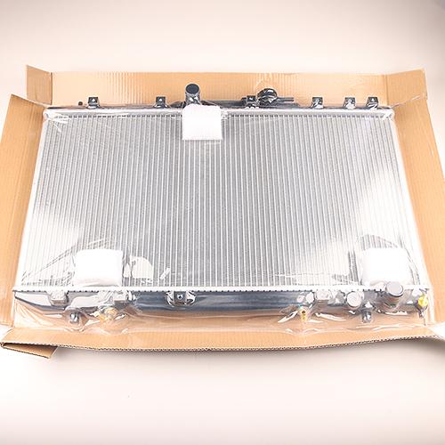 Радиатор охлаждения двигателя SM-16400-64830 16400-64830/64831 2CT/3C CT21# SUMOMOTO фото 1