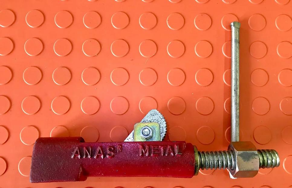 Ключ для пружинного зажима гаечный маленький для опалубки ОПТ фото 1