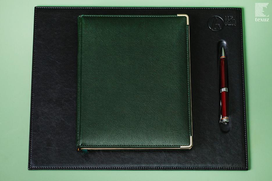 Подложка на стол для записей кожаная ОПТ фото 1