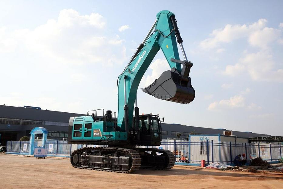 Экскаватор Sunward «SWE750F» карьерный фото 2