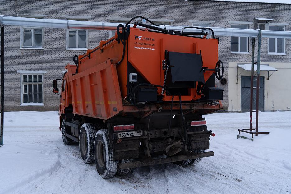 Термос-бункер для асфальта ST 6000 фото 7