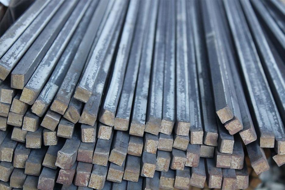 Квадрат стальной фото 1