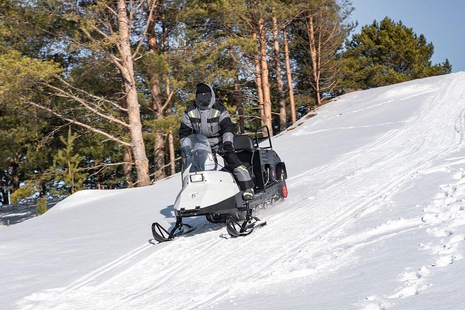 Снегоход Бурлак Егерь 20 л.с., 2700*1100*1310 мм. Подвеска: катковая. фото 6