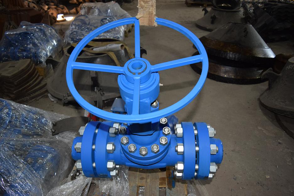 Задвижка клиновая кованая Ду100 Ру250 с КОФ 31лс45нж фото 2