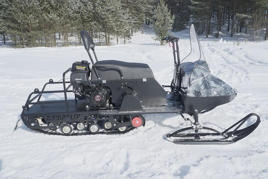 Снегоход Бурлак Егерь Центро М 18,5 л.с., 2710*1100*1300 мм. подвеска: катковая фото 2