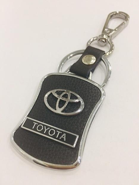 Брелок для автомобильных ключей TOYOTA фото 1