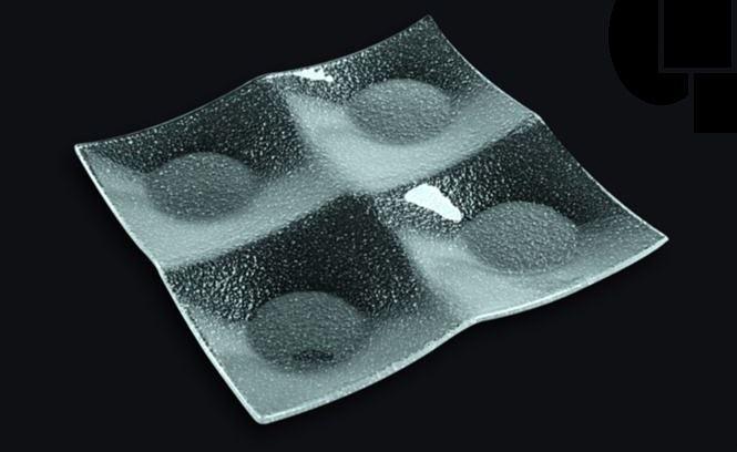 Тарелка квадр. 200*200 мм. прозр. стекло 3D /1/ фото 1