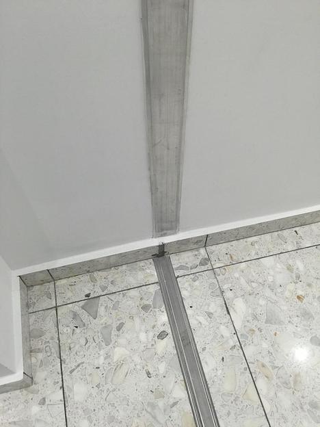 Накладной алюминиевый профиль Dewmark «Standart» Wall AV 14 фото 7