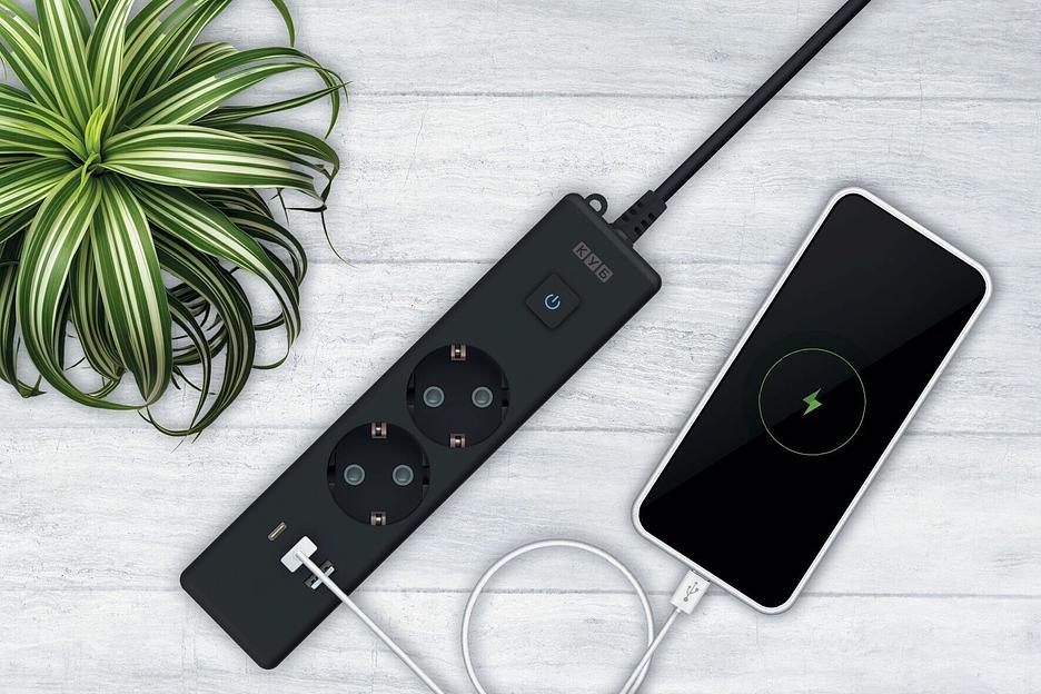 PowerCube Бытовой удлинитель (PC-1B-2M) 2р с/з вык.,3USB, 3500 Вт, 16А, 1.9 м, 3*1,0 (черный) квадрат {22308} фото 3