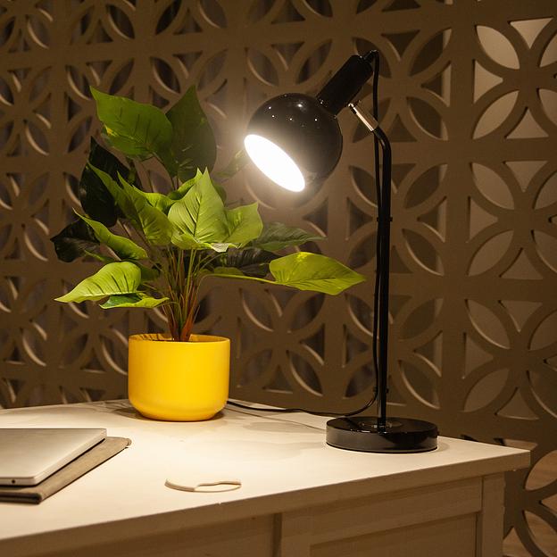 Светильник настольный 60W Цоколь Е14 Механический выключатель UML-B702 E14 BLACK Черный ТМ фото 6