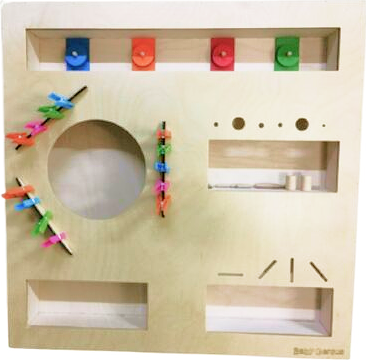 Модуль «Монтессори» для развития мелкой моторики с прищепками фото 2