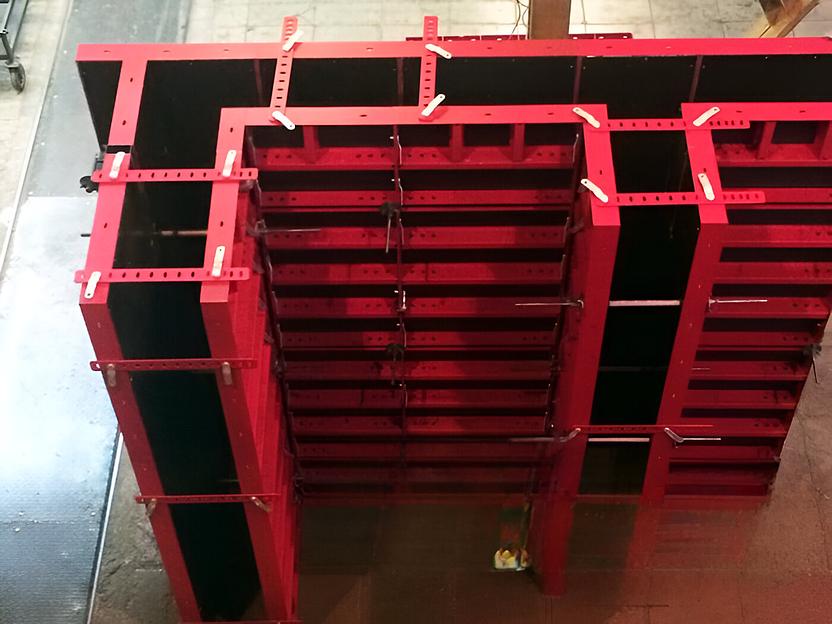 Облегчённая крупнощитовая опалубка стен МСК ТТ фото 1