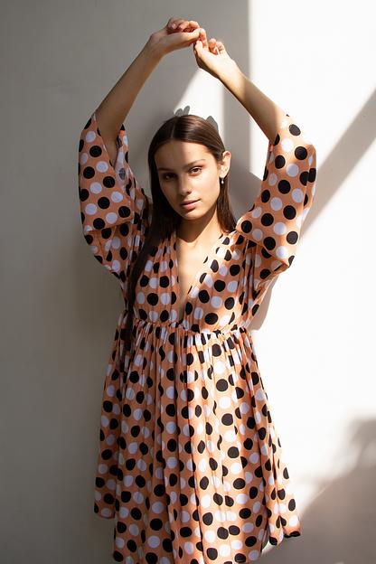 Платье женское  WIND022/01/Бежевый, белый, черный  фото 1