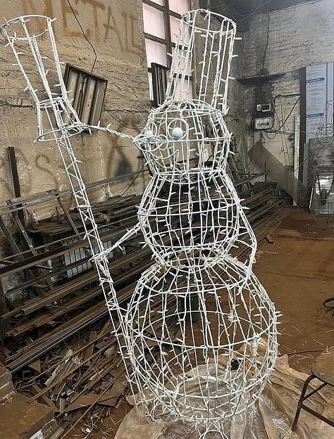 Металлическая световая фигура 3D «Снеговик» с диодным освещением ОПТ  фото 6