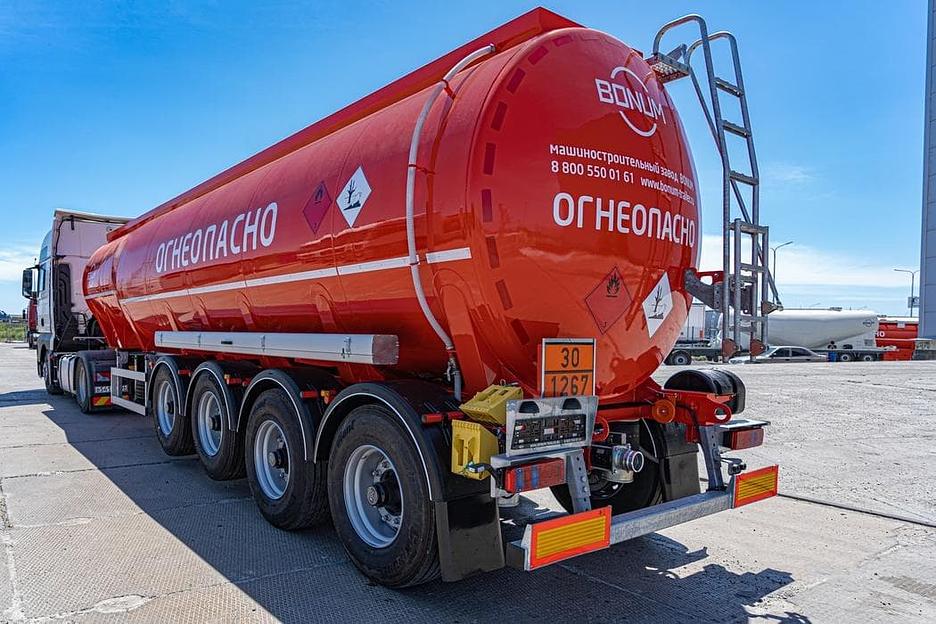 Нефтевоз 32 м³ без термоизоляции 914221-02 фото 2