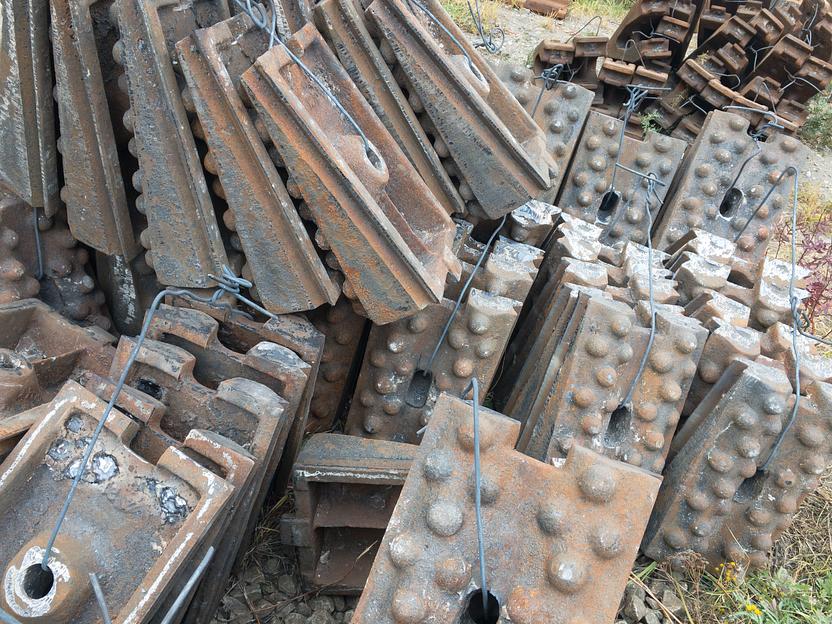 Бронеплита для мельницы фото 1