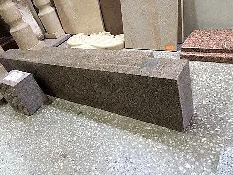 Гранитные блочные ступени ОПТ фото 3