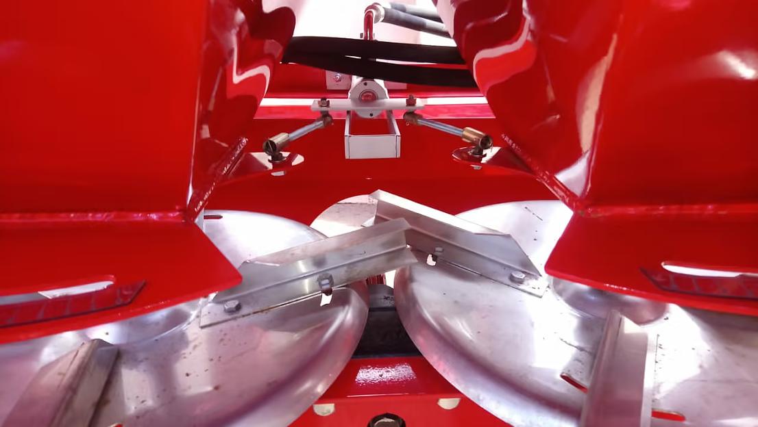 РУМ-1000 л. Разбрасыватель минеральных удобрений фото 6