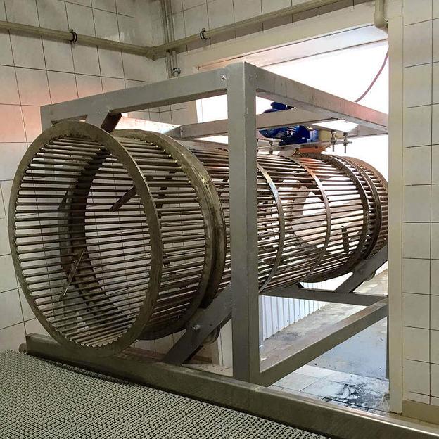 Сепаратор отделения влаги ВИ-1057 из тушки птицы фото 1