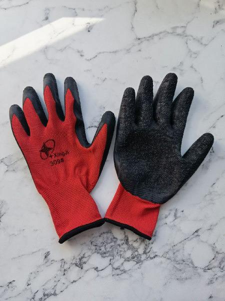 Перчатки красные нейлоновые «Нитриловый облив» фото 1