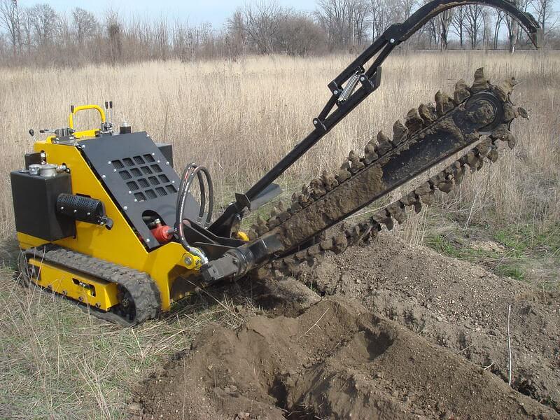 Услуги и аренда траншеекопателя (бара) в Краснодаре фото 1