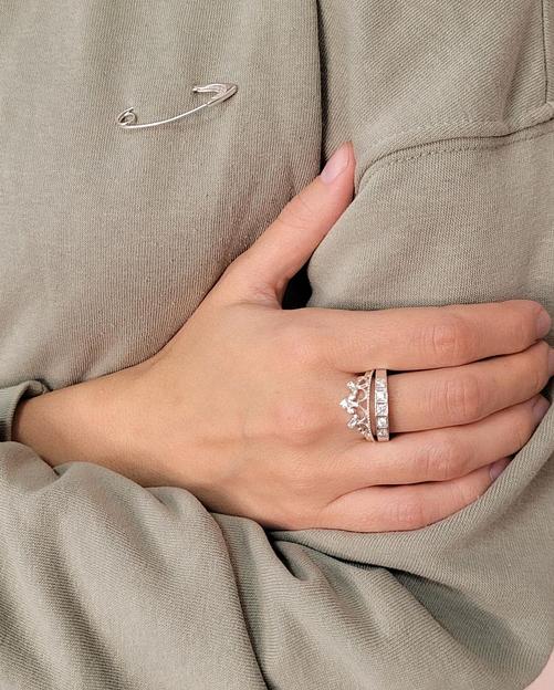 Серебряное кольцо с крупными фианитами 925 фото 6