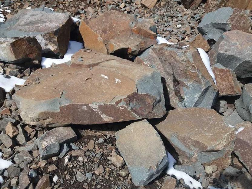 Валун гигант Андезит /тн (2000-3000 мм) фото 1