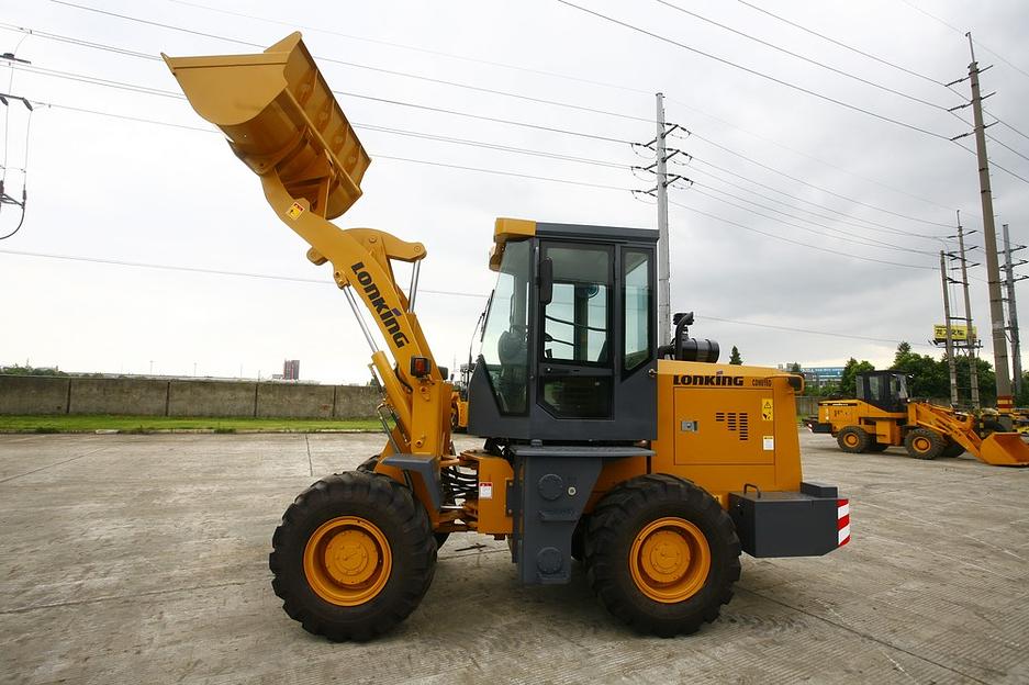 Фронтальный погрузчик «Lonking CDM816D» фото 2