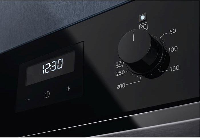 Духовой шкаф Электрический Electrolux EOD3C70TK черный фото 3
