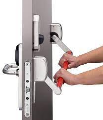 Дверь однопольная EIS60 с Антипаникой фото 2