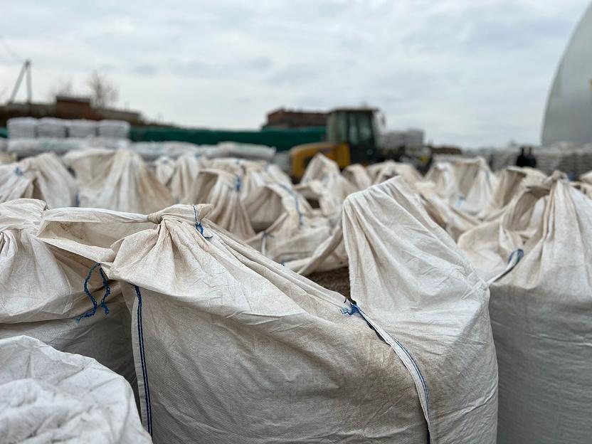 Керамзит в мкр 0.9 м³ фракция 5-10 опт фото 1