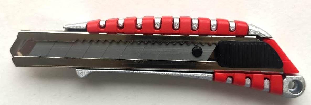 Нож макетный 18×100×0,5 мм алюминиевый корпус ОПТ фото 1