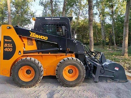 Минипогрузчик с бортовым поворотом BAWOO BSL400 фото 1