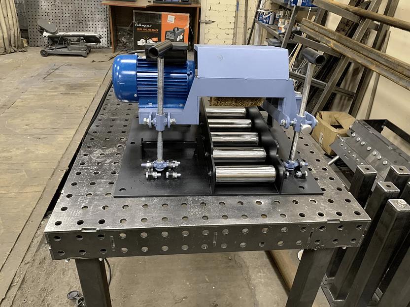 Станок зачистной для профильных и круглых труб до 160 мм (ЗС-160) фото 1