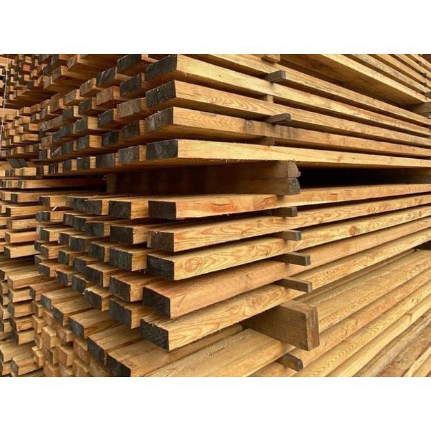 Доска обрезная из лиственницы 40х125 мм сорт 0-1 фото 1