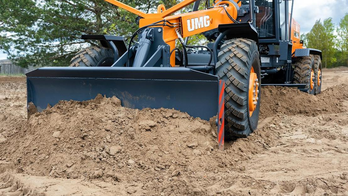 Автогрейдер UMG ГС-14.02 фото 6