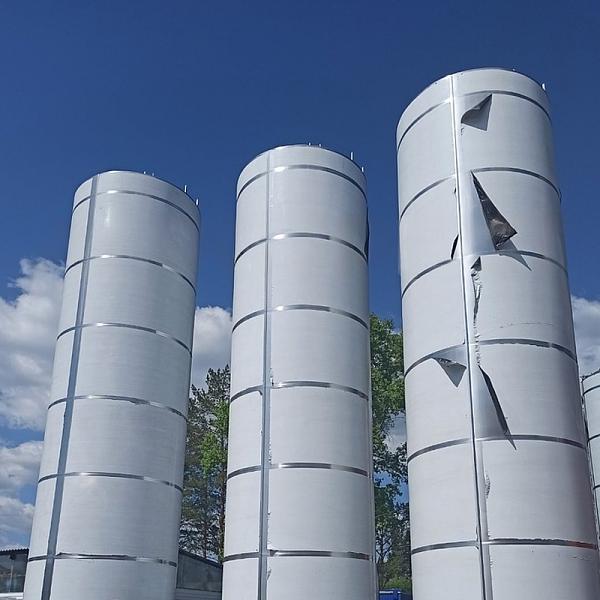 Вертикальная емкость-термос для молока 10 000 л фото 1