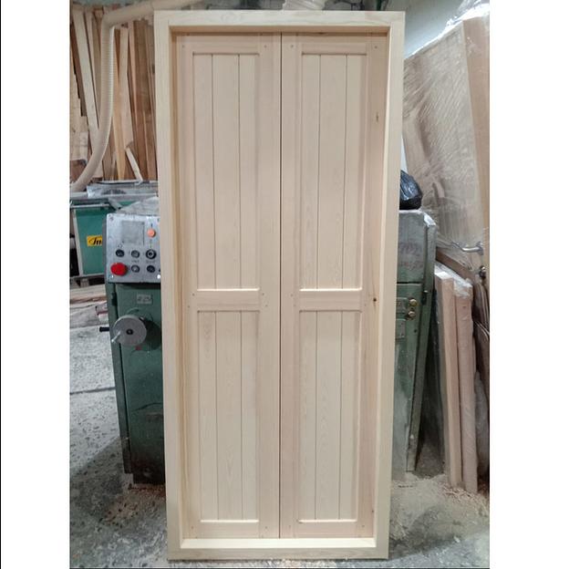 Дверь распашная из дерева фото 1