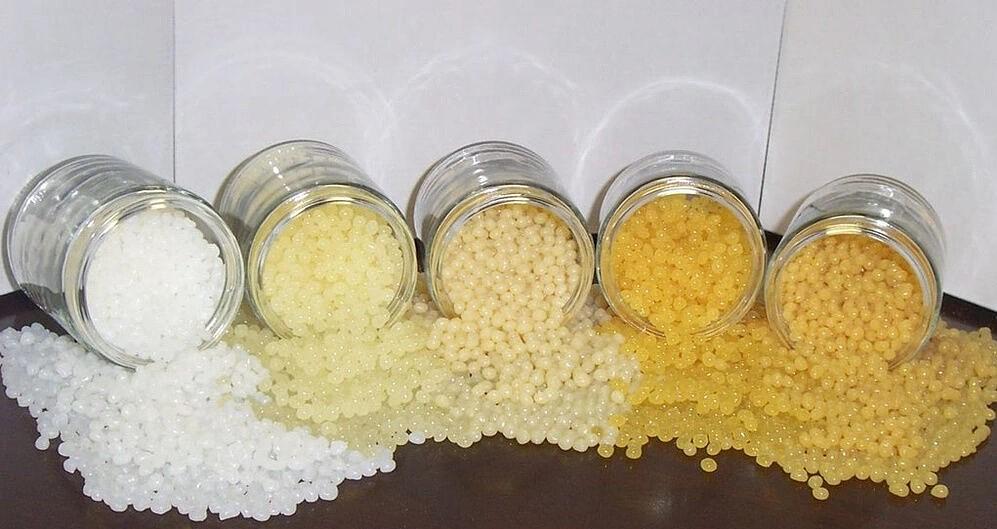 Термоклей ИнтерМелт 5002B в виде гранул фото 1