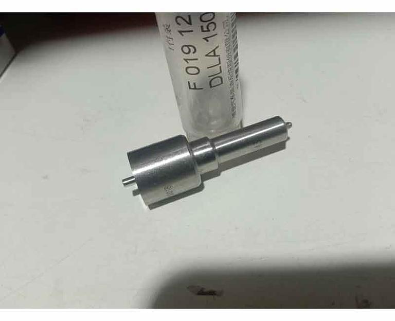 Распылитель форсунки WP12 DLLA150P243 фото 2