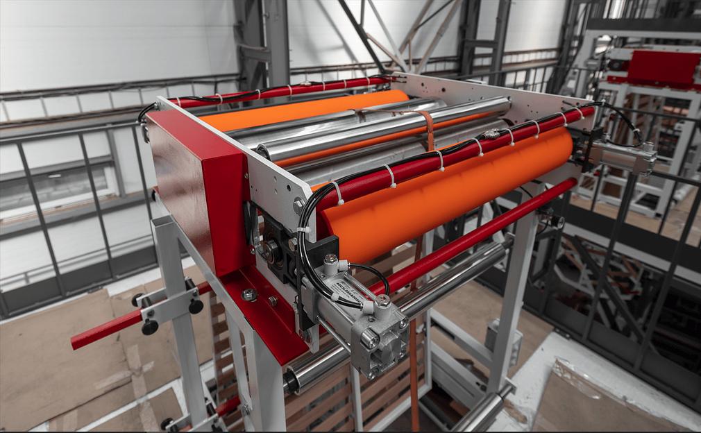 Трёхслойная экструзионная линия «Мультилэйер АВА» 35/45 фото 3