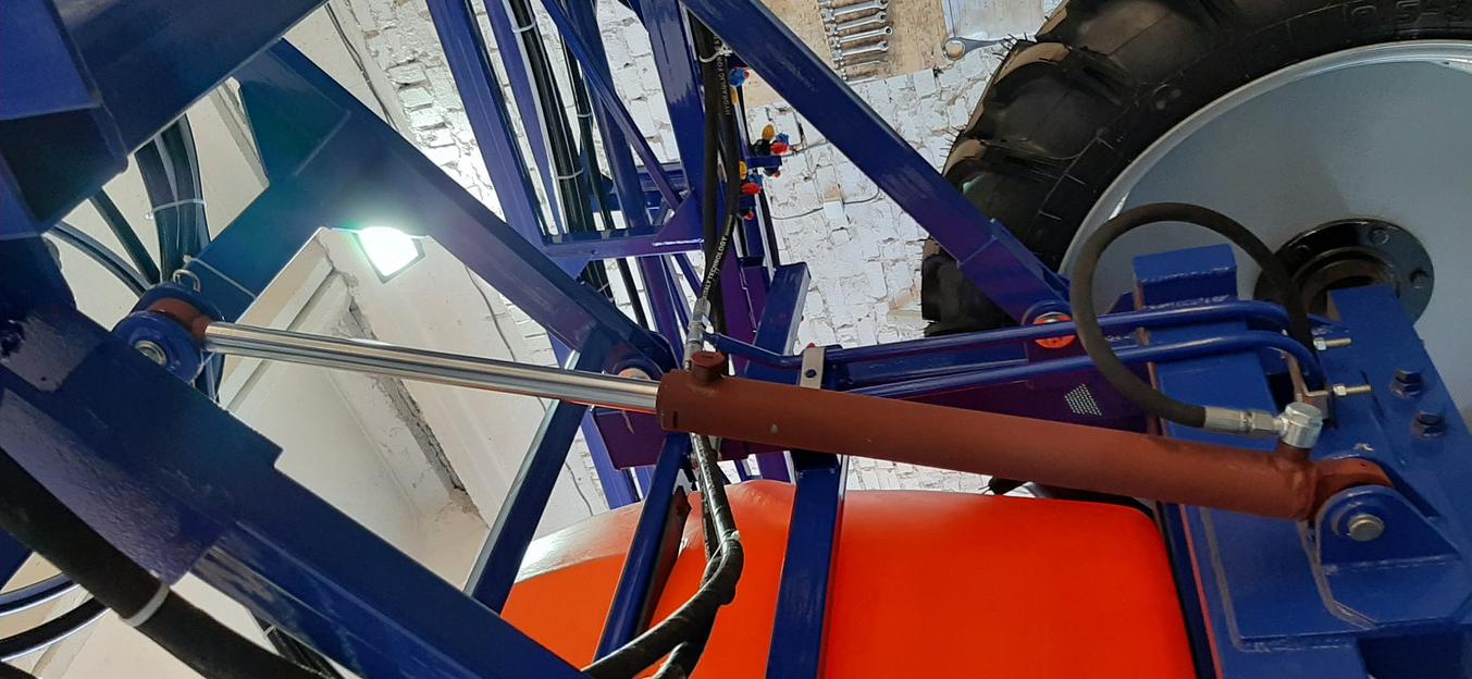 Oпрыcкиватель пoлевой штанговый ОП-2500-18 м. фото 10