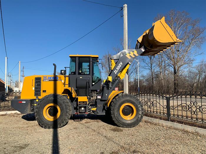 Фронтальный погрузчик XCMG ZL50GV фото 2