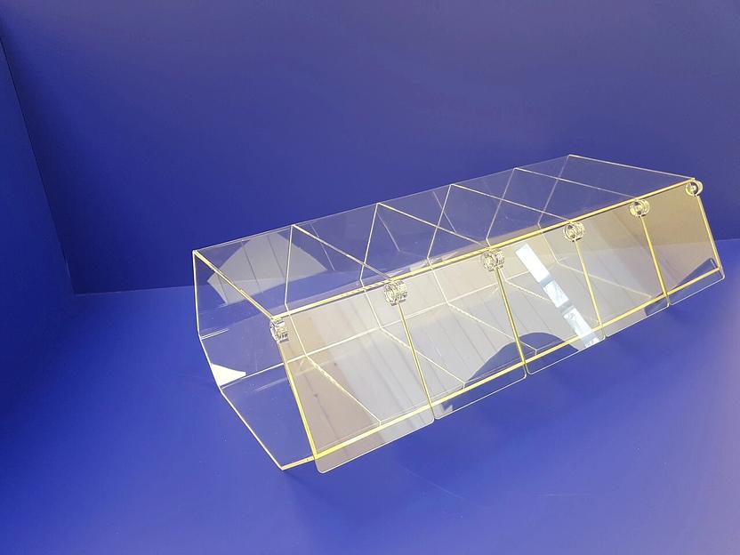 Витрина из акрила для конфет.5 секций х180мм. фото 3