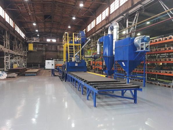 Проходная дробеметная установка для очистки листового проката и профильных заготовок фото 2