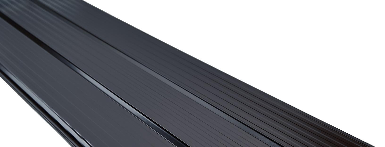 Металлический сайдинг «Тройной софит с рифлением» цвет RAL 7024 ЭКО фото 1